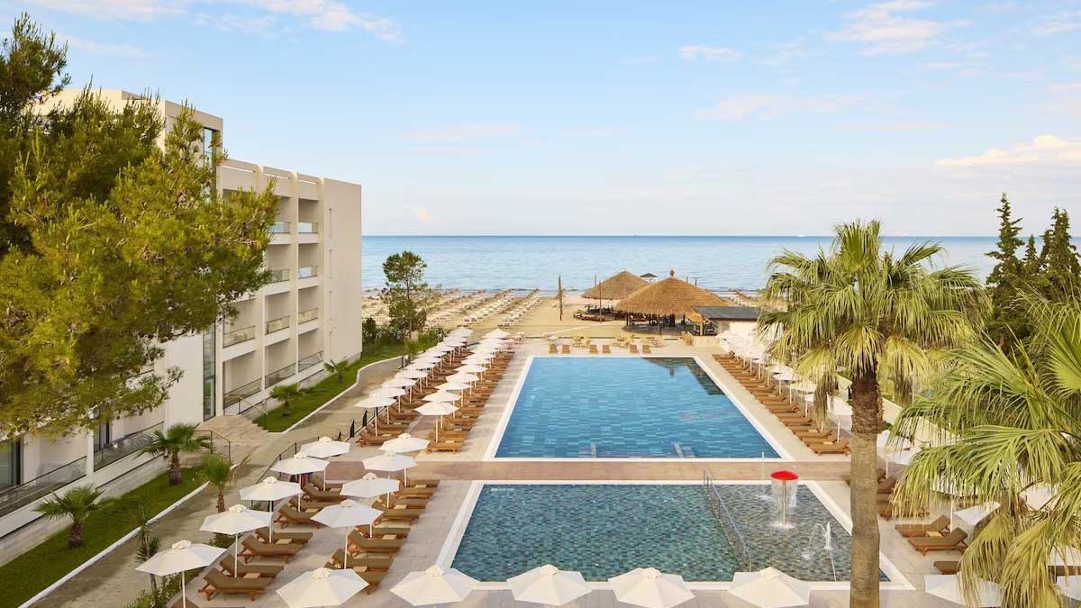 Sol Tropikal Durres - basen