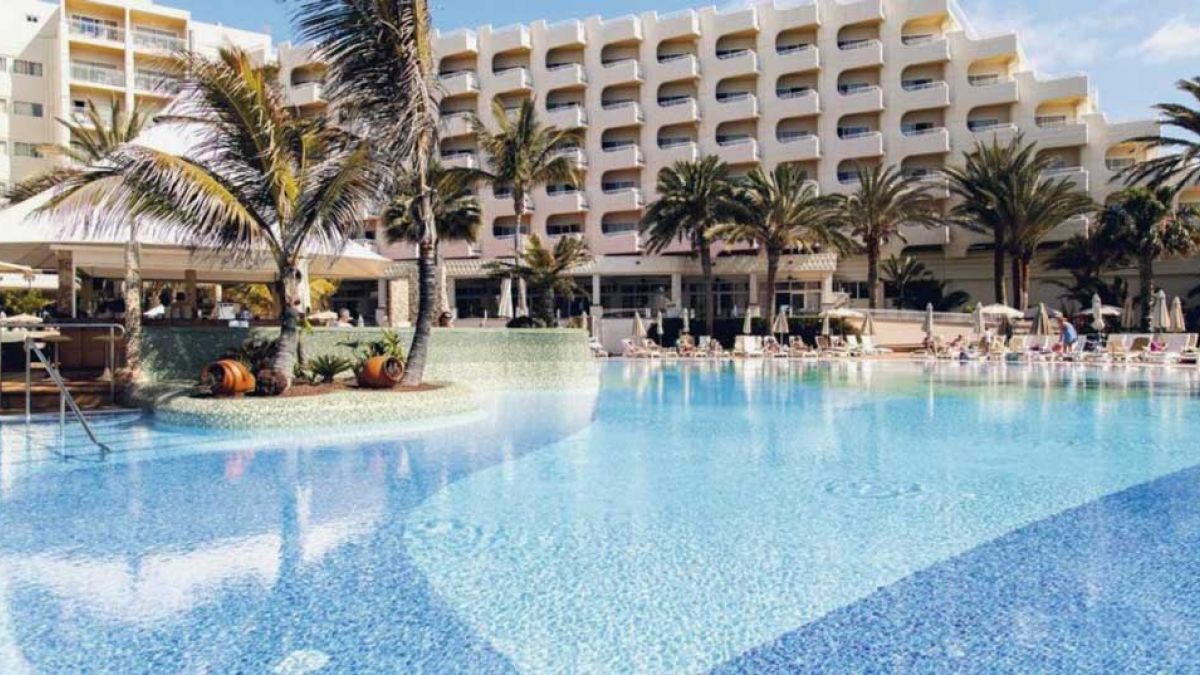 Riu Palace Tres Islas - basen