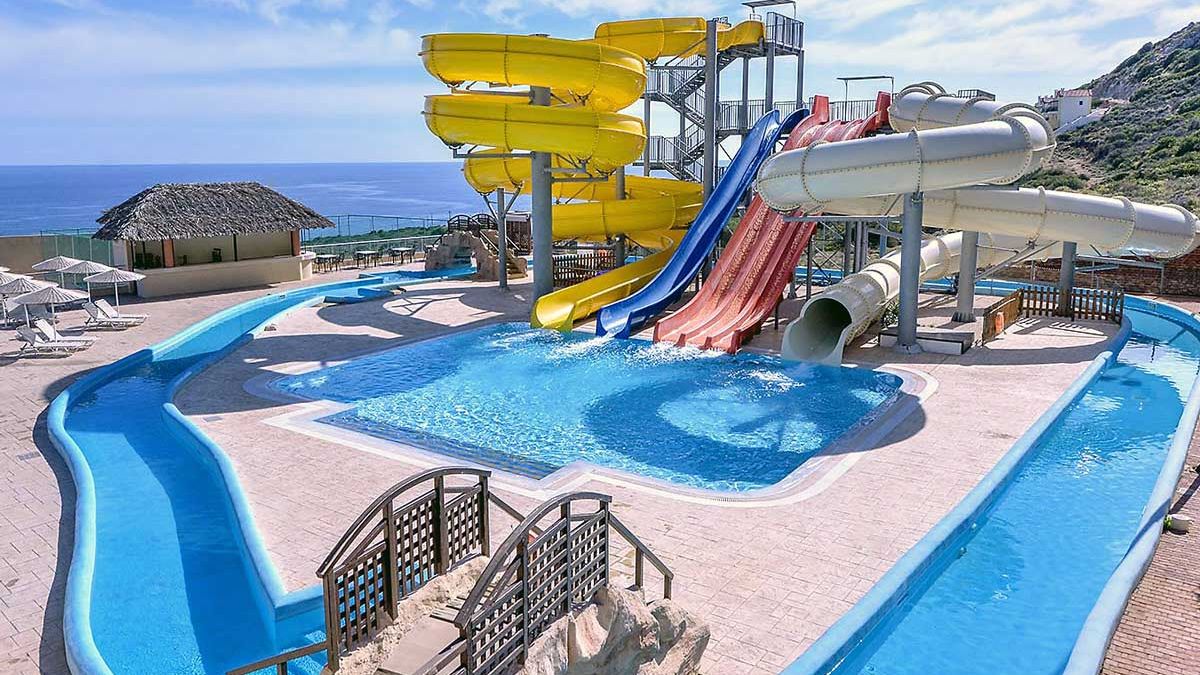 Wakacje wyloty z UK The Village Resort & Waterpark