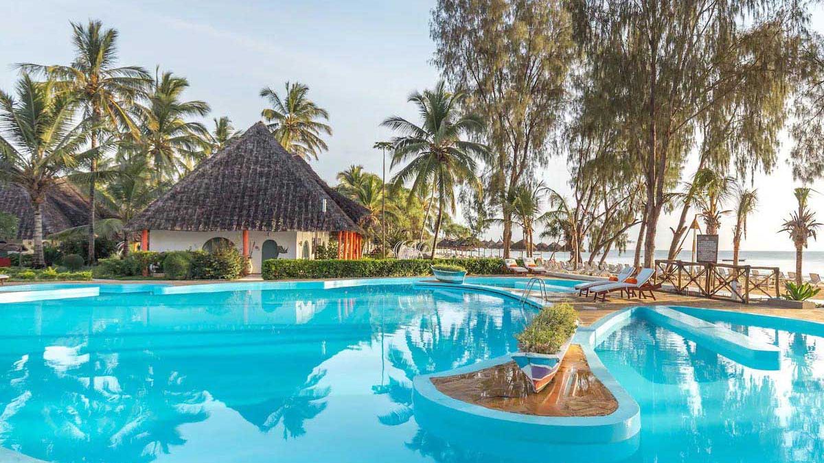 Kiwengwa Beach Resort - basen