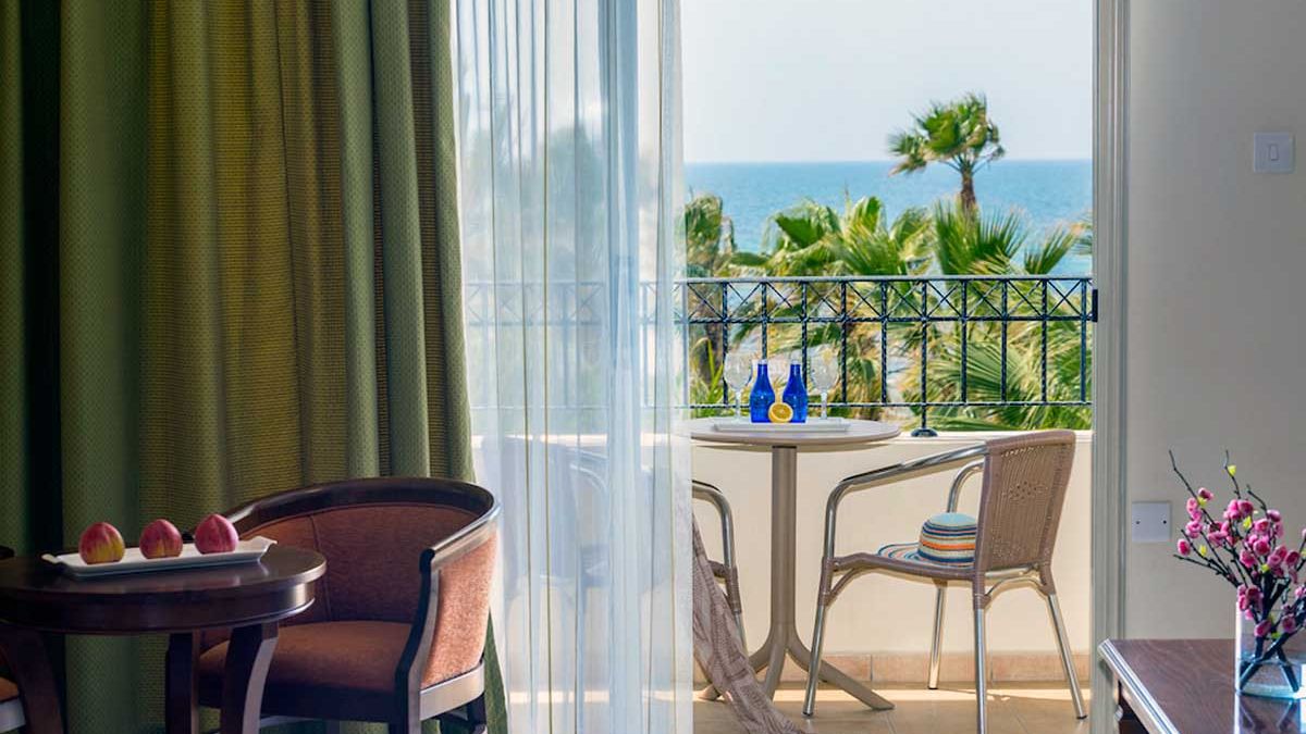 Wakacje na Cyprze z Londynu