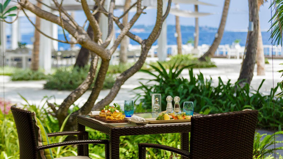 Kurumba Maldives - restauracja