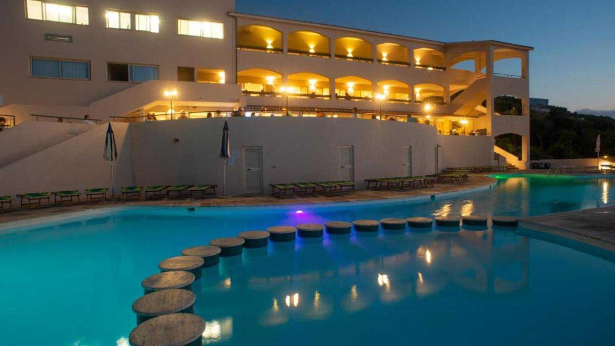 Castelsardo Resort Village - basen