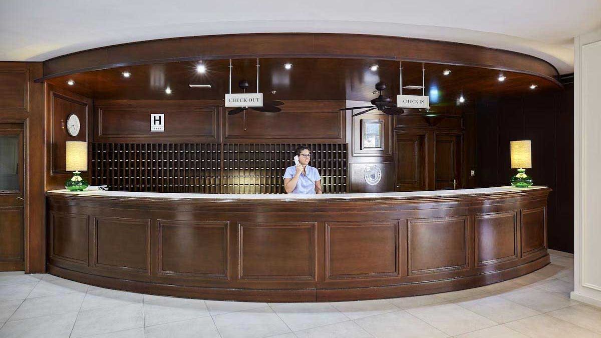 Gran Hotel Flamingo - recepcja