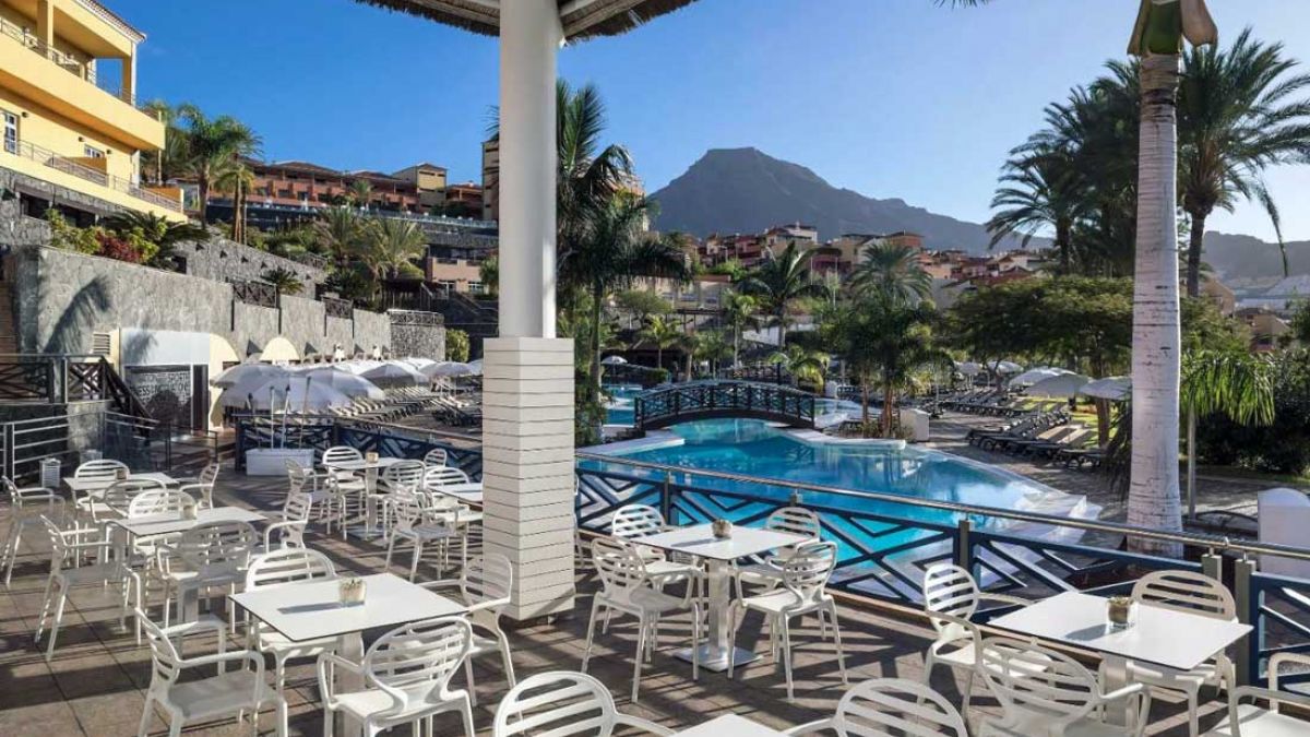 Meli&aacute; Jardines del Teide - z zewnątrz