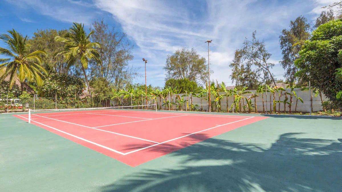 Kiwengwa Beach Resort - bkort tenisowy