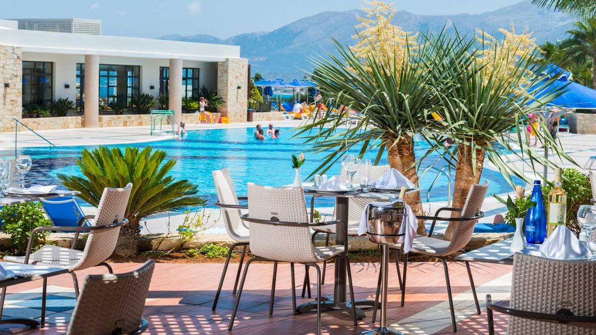 Grand Hotel Holiday Resort - basen