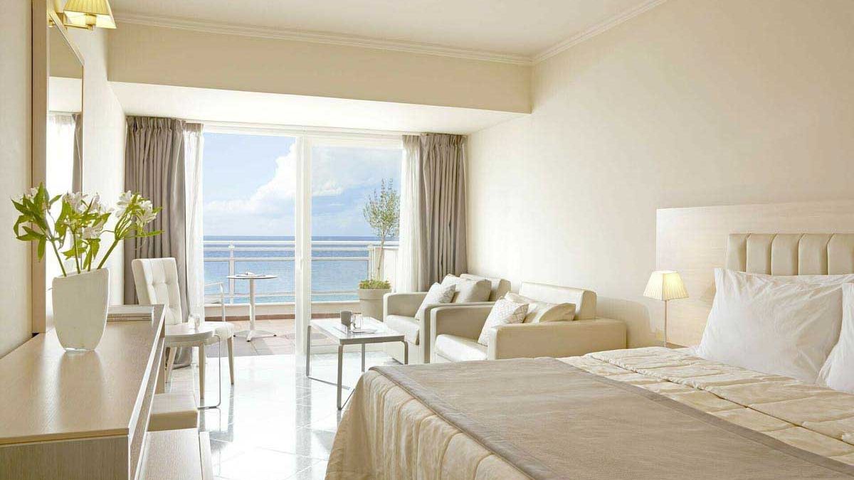 Mayor Pelekas Monastery - pokoj