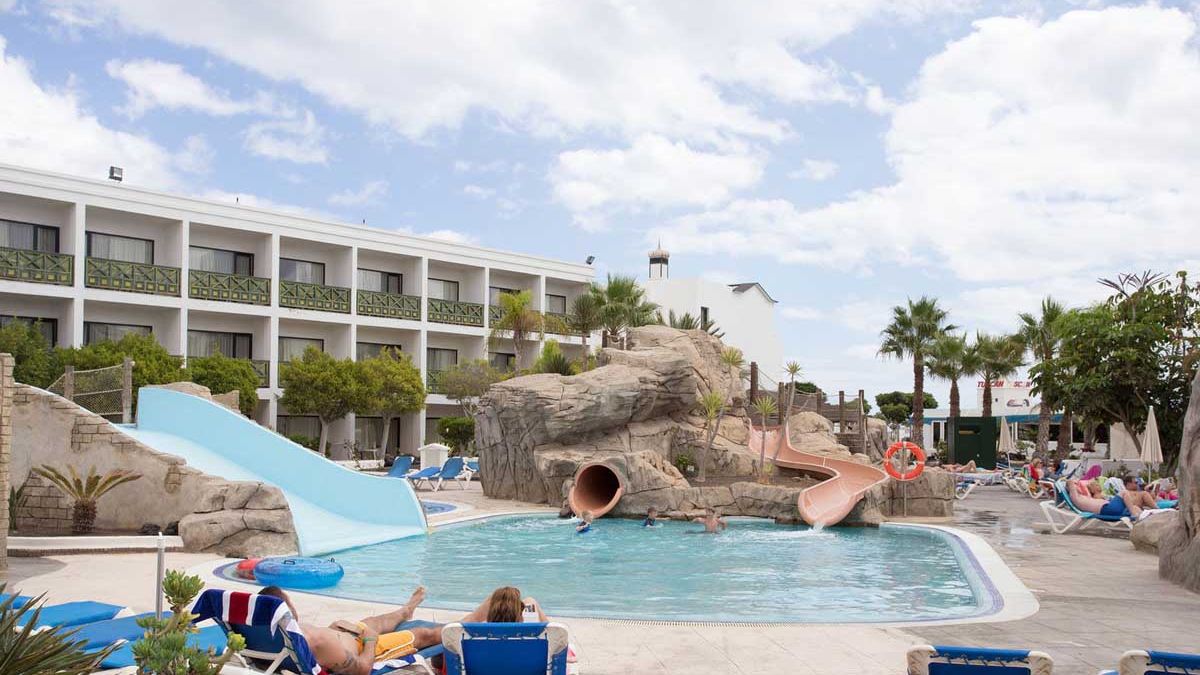 Blue Sea Costa Bastian - basen