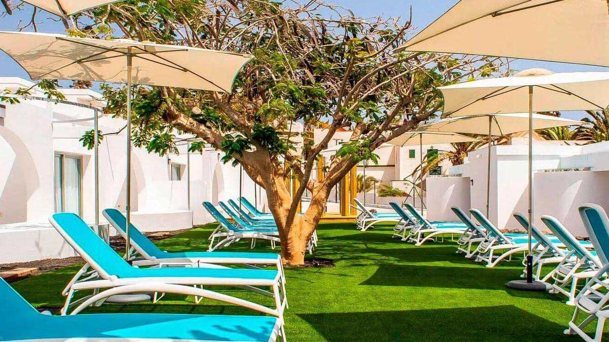 Hotel COOEE Taimar - taras