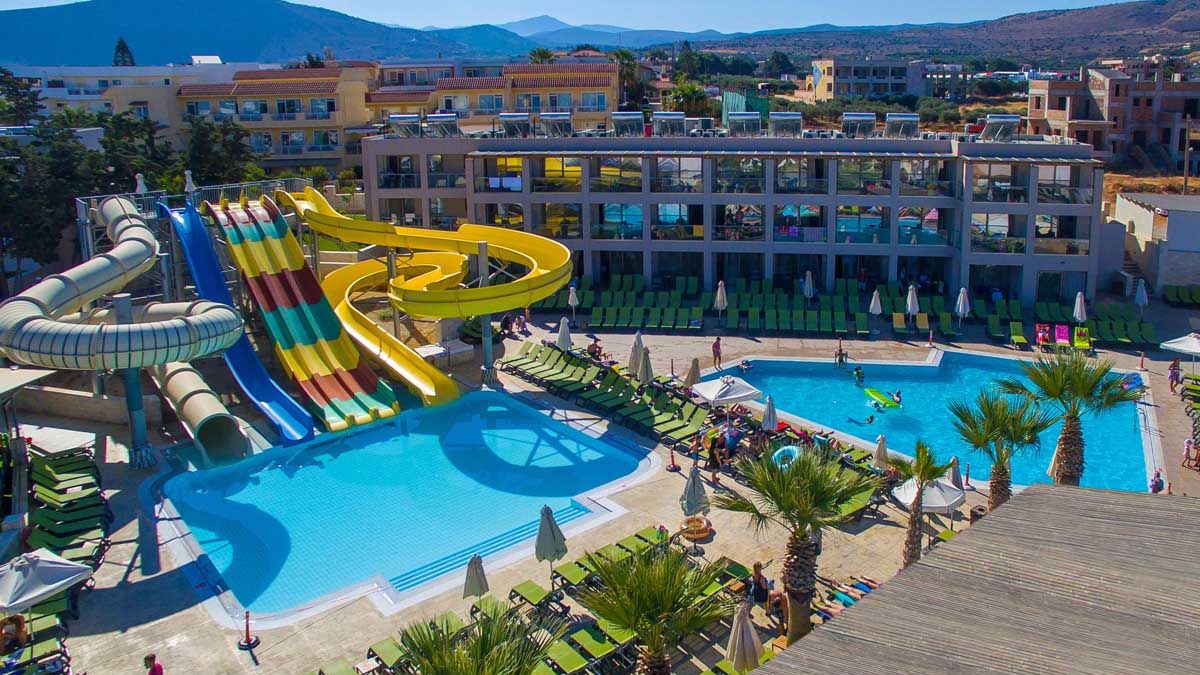 Grand Hotel Holiday Resort - basen