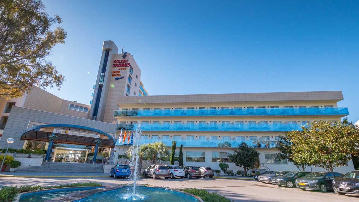 Golden Taurus Aquapark Resort - wejście