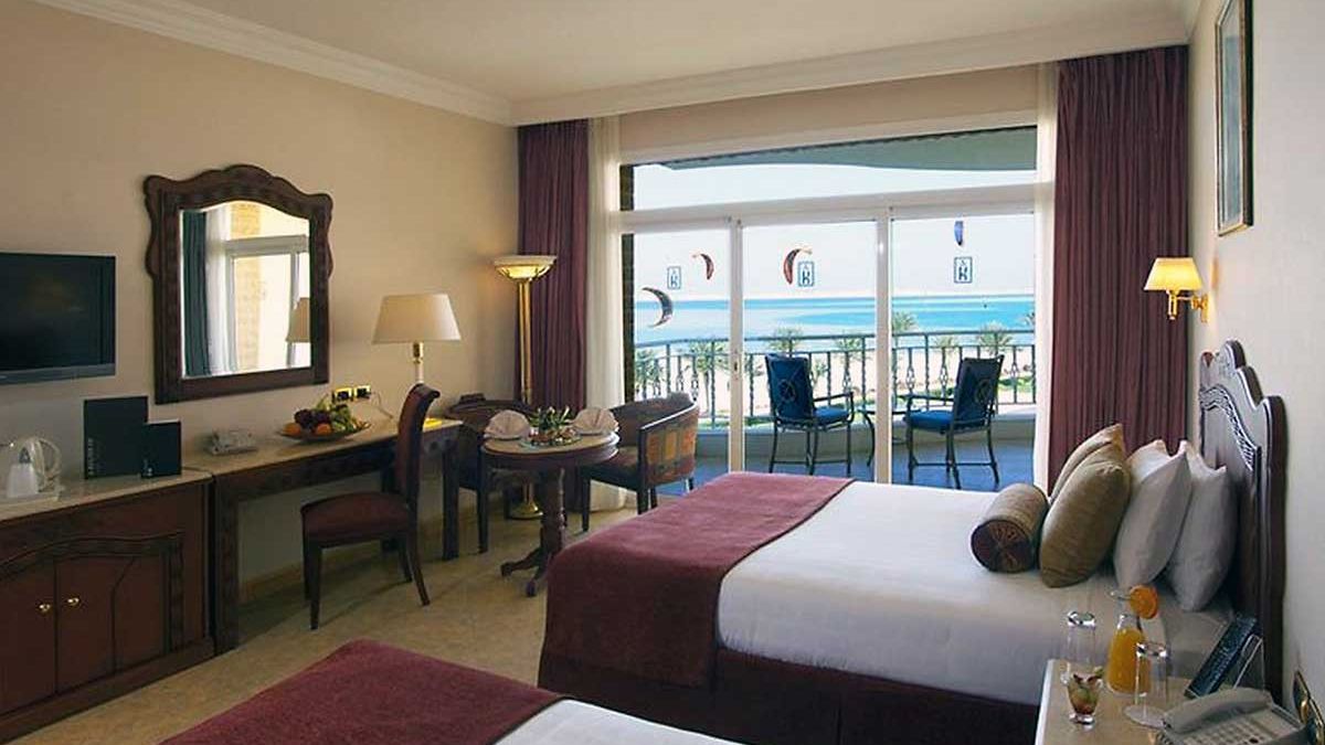 Palm Royale Resort Soma Bay