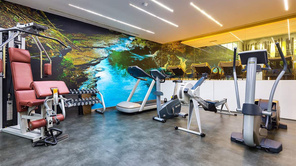 Four Views Oasis - siłownia