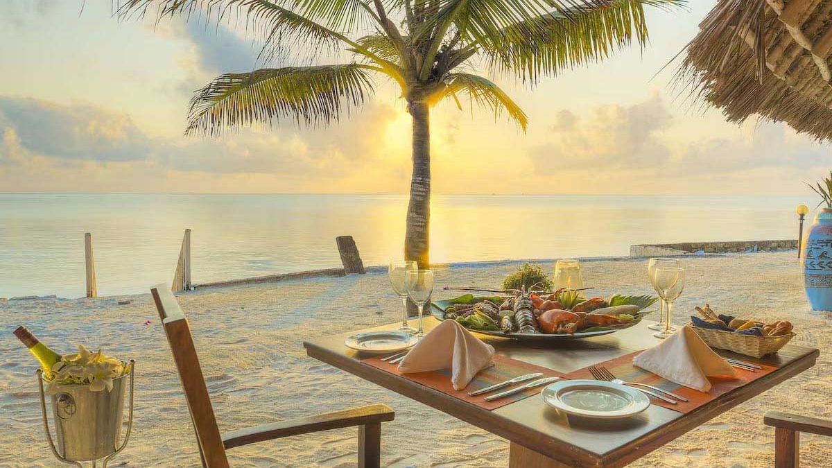 Bluebay Beach Resort and Spa - bufet