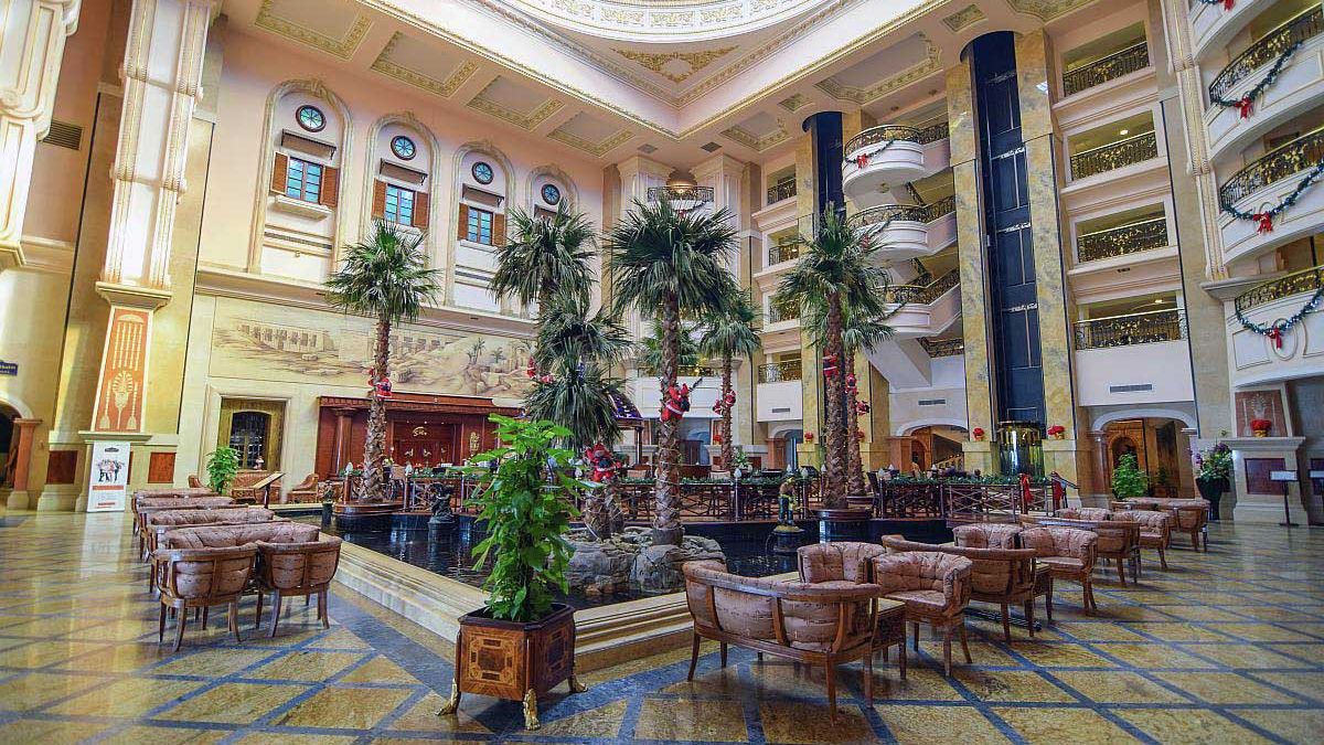 Palm Royale Resort Soma Bay