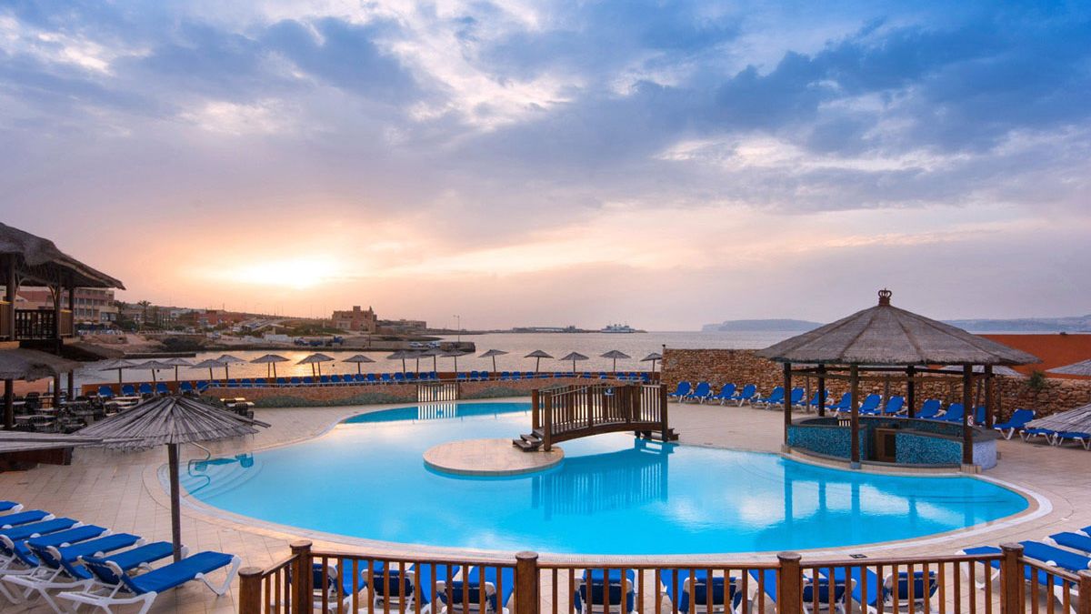 Ramla Bay Resort - basen