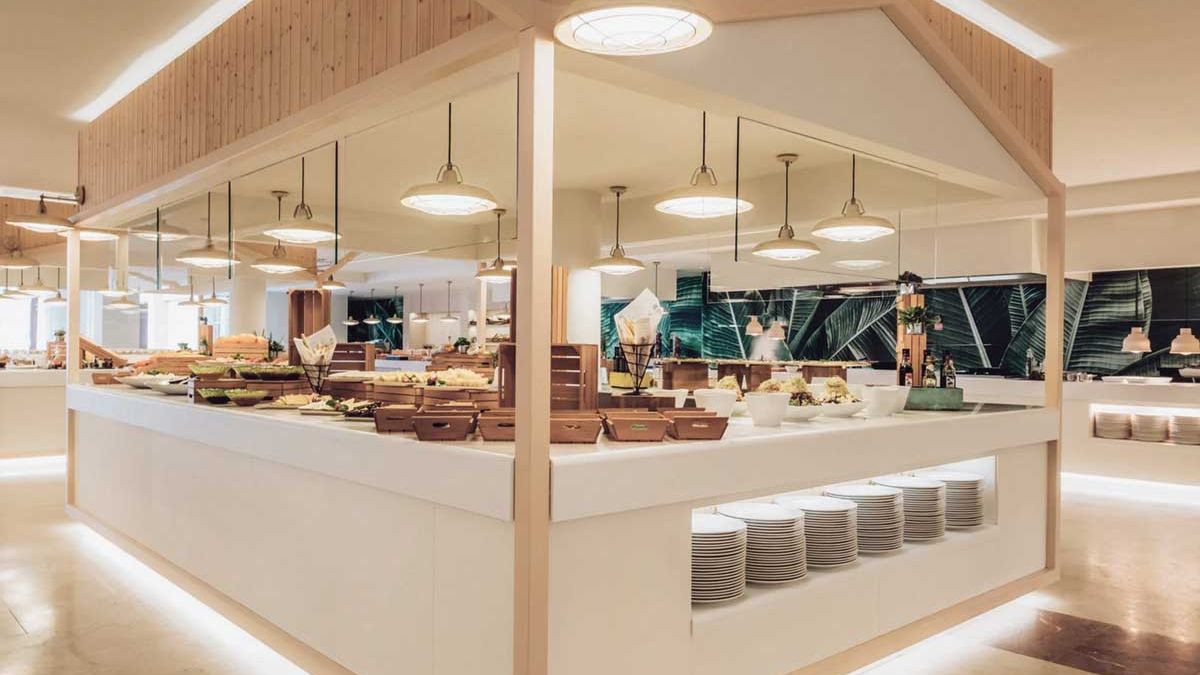 Polskie biuro podr&oacute;ży w UK Fuerteventura