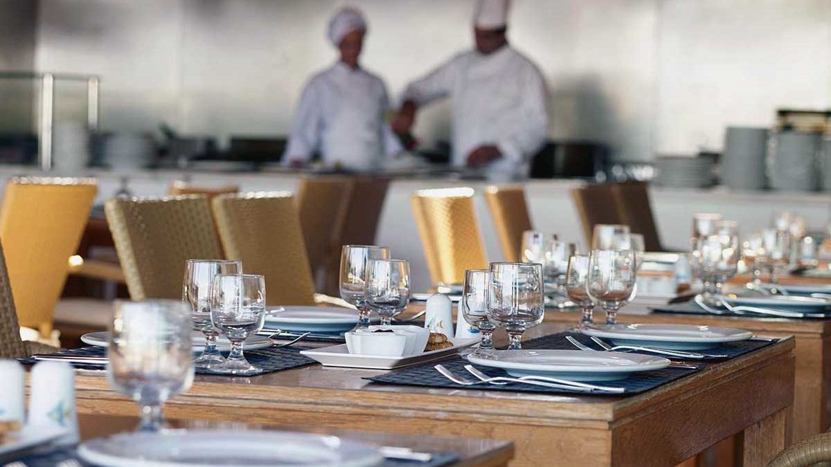 Roda Beach Resort & SPA - bufet