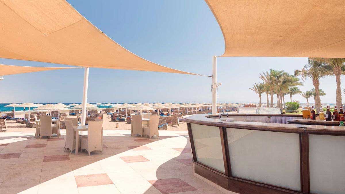 Barcelo Tiran Sharm - bar na tarasie