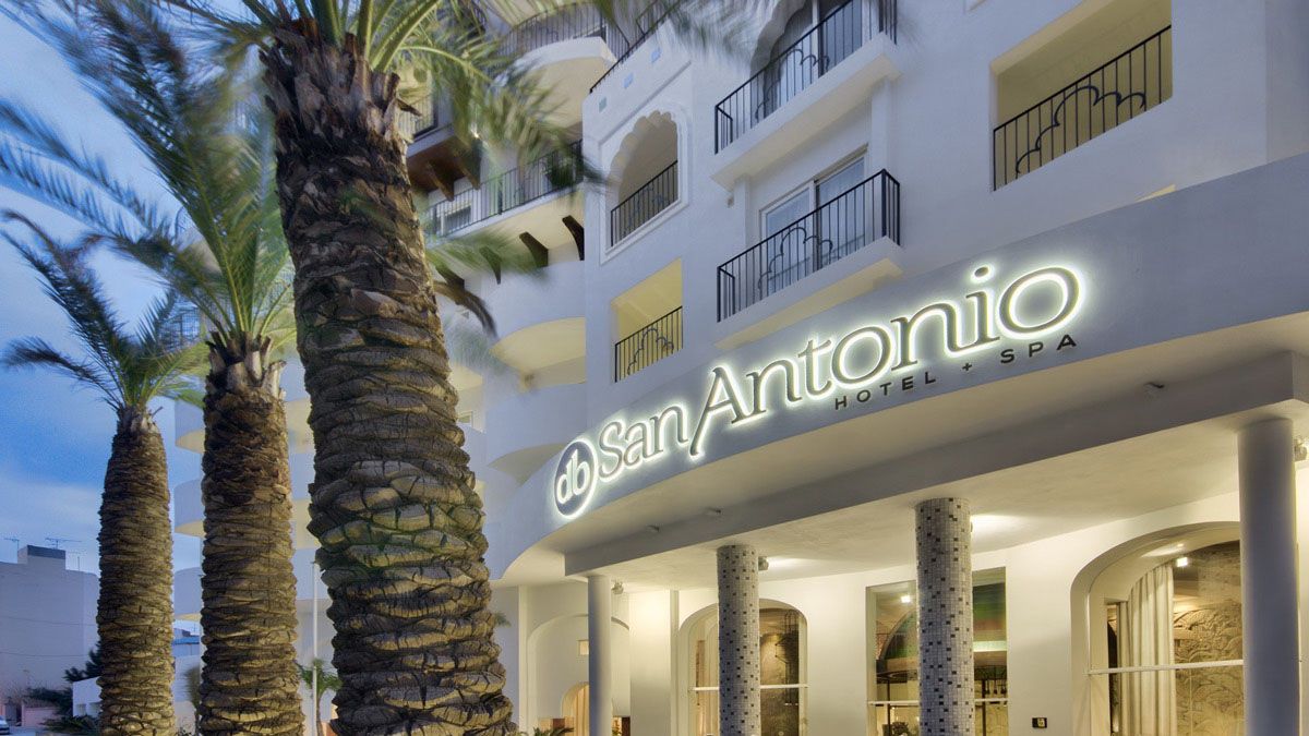 db San Antonio Hotel & SPA - wejście