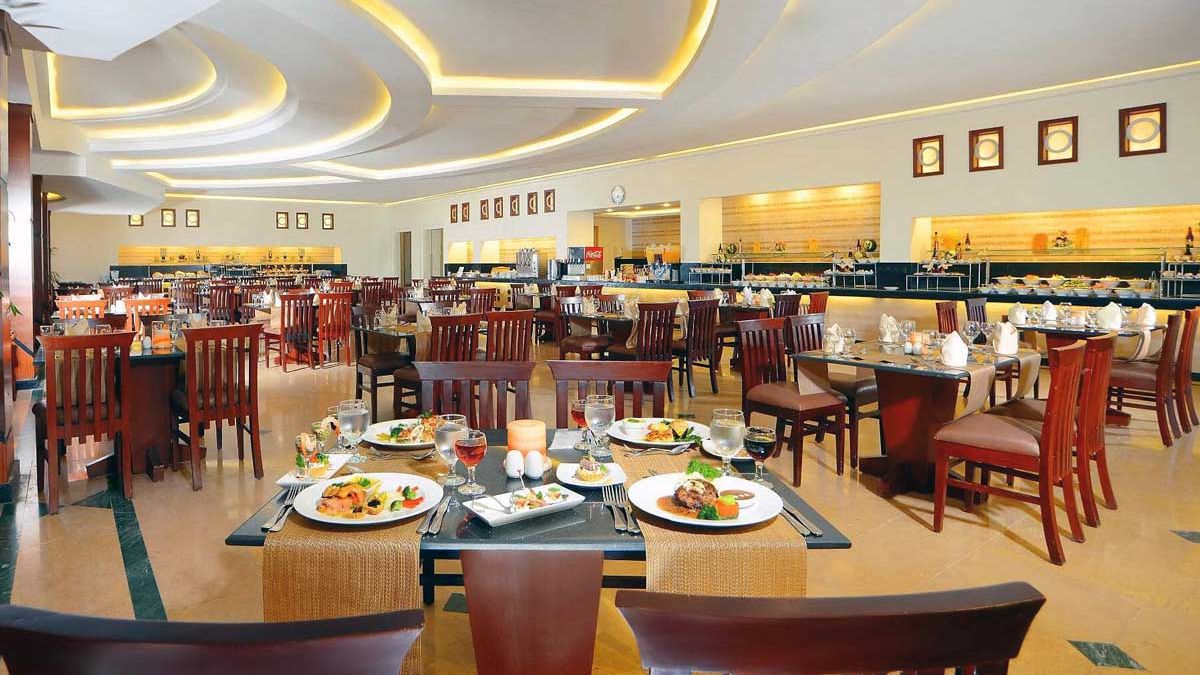 Hurghada wyjazdy, wyloty z UK