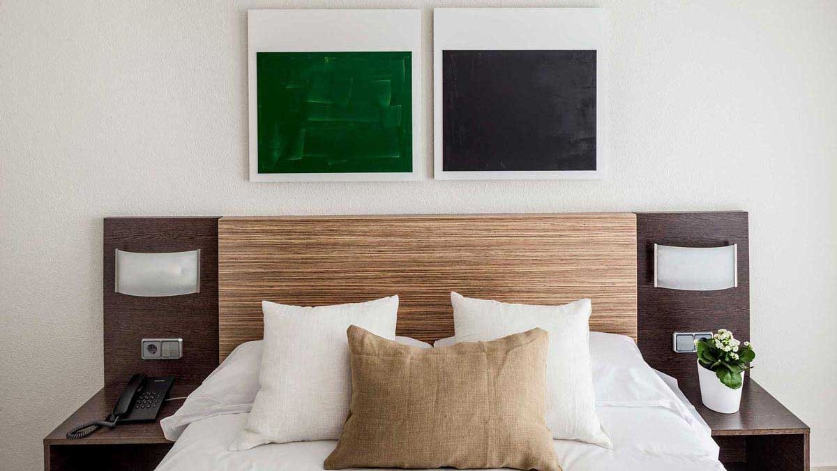 AQUA Hotel Bertran Park - pok&oacute;j