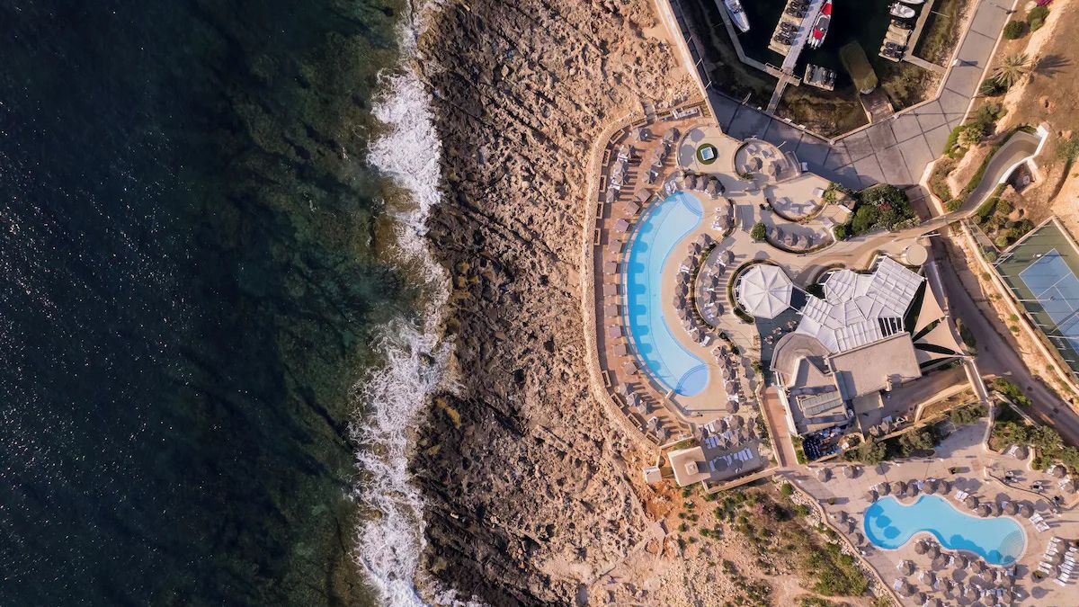 Hilton Malta - basen