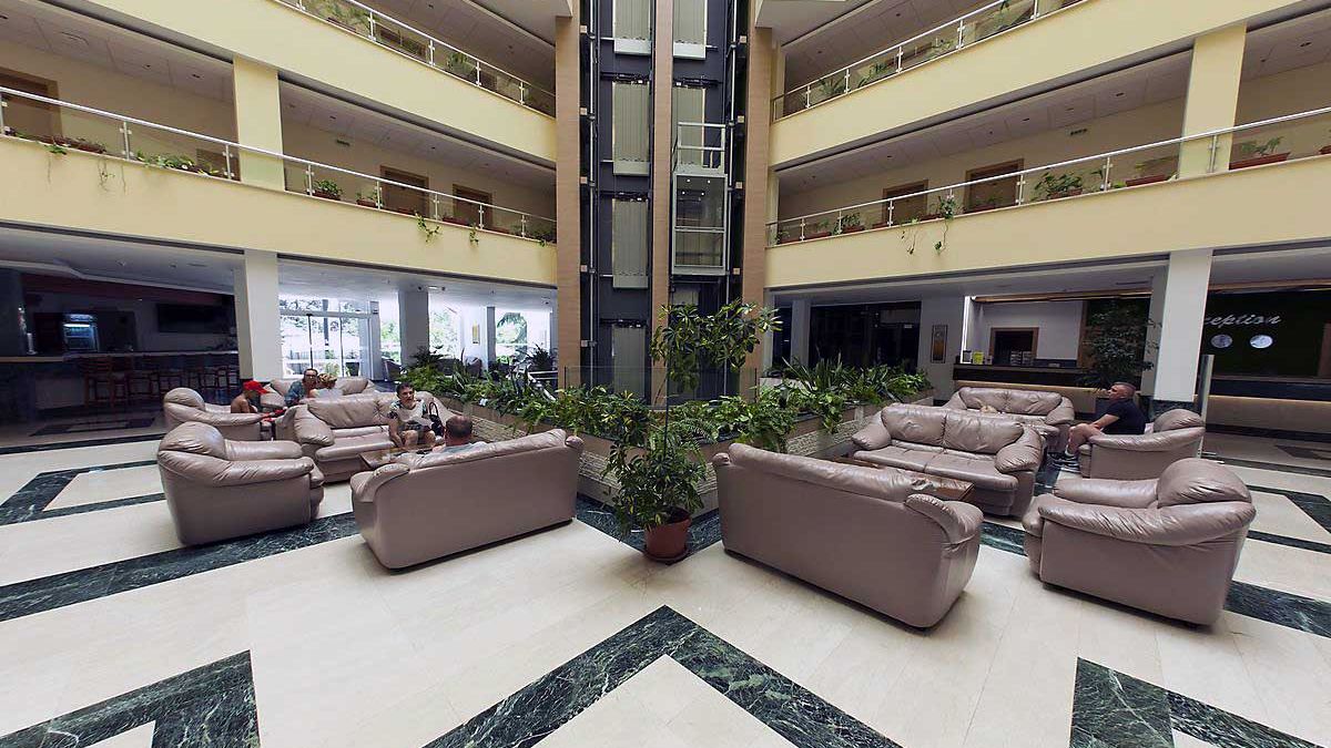 Wyjazdy, wyloty z UK do Bułgarii