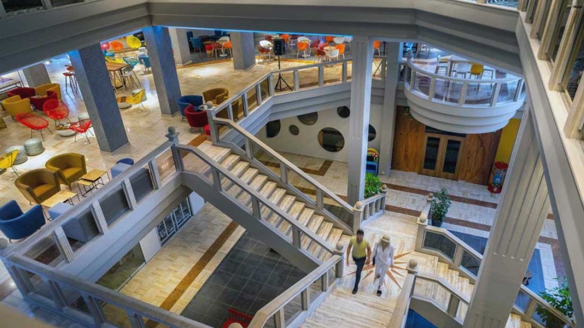 Leonardo Laura Beach & Splash Resort - wnętrze