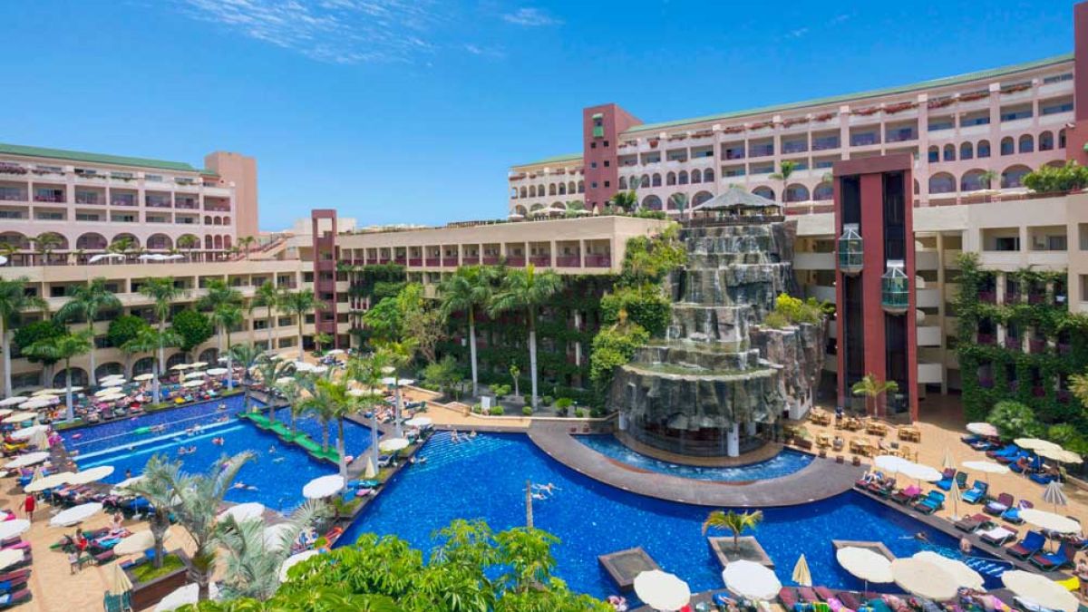 Best Jacaranda - basen