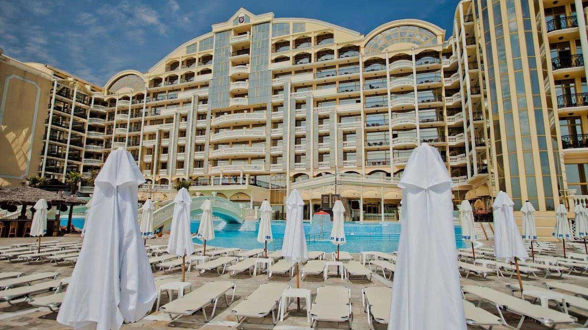 Imperial Palace - basen