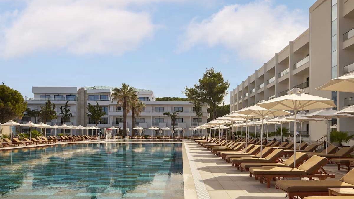 Sol Tropikal Durres - basen