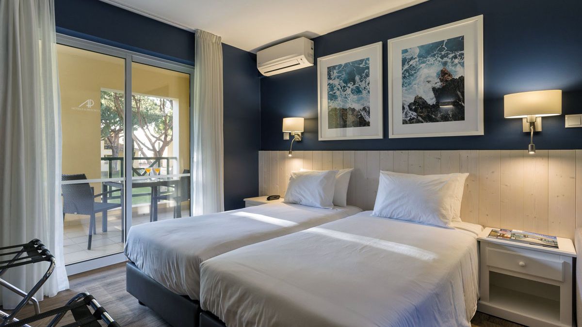 Polskie Biuro podr&oacute;ży w UK