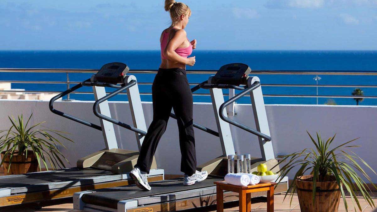 Seaside Sandy Beach - siłownia