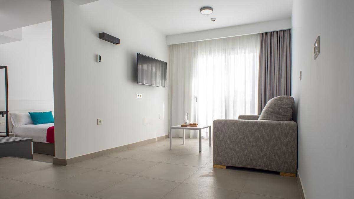 Hotel COOEE Taimar - pok&oacute;j