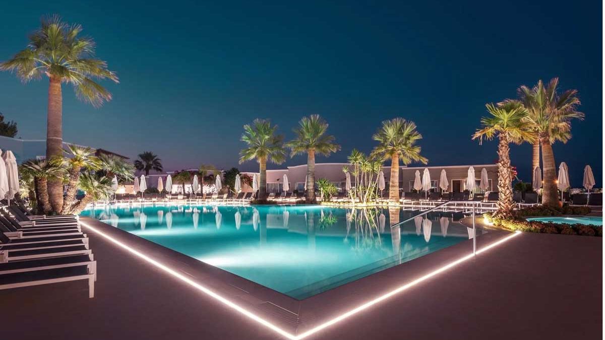 Mitsis Rodos Village Beach Hotel & Spa - basen