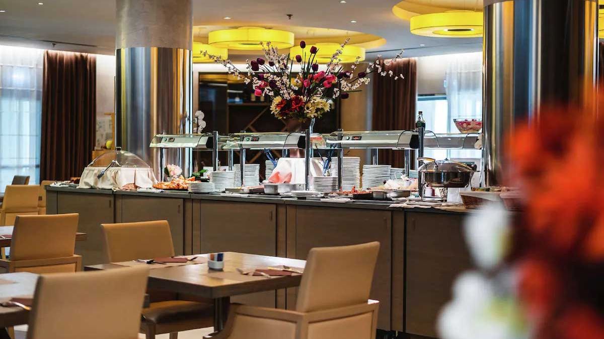 DoubleTree by Hilton Hotel Olbia - bufet