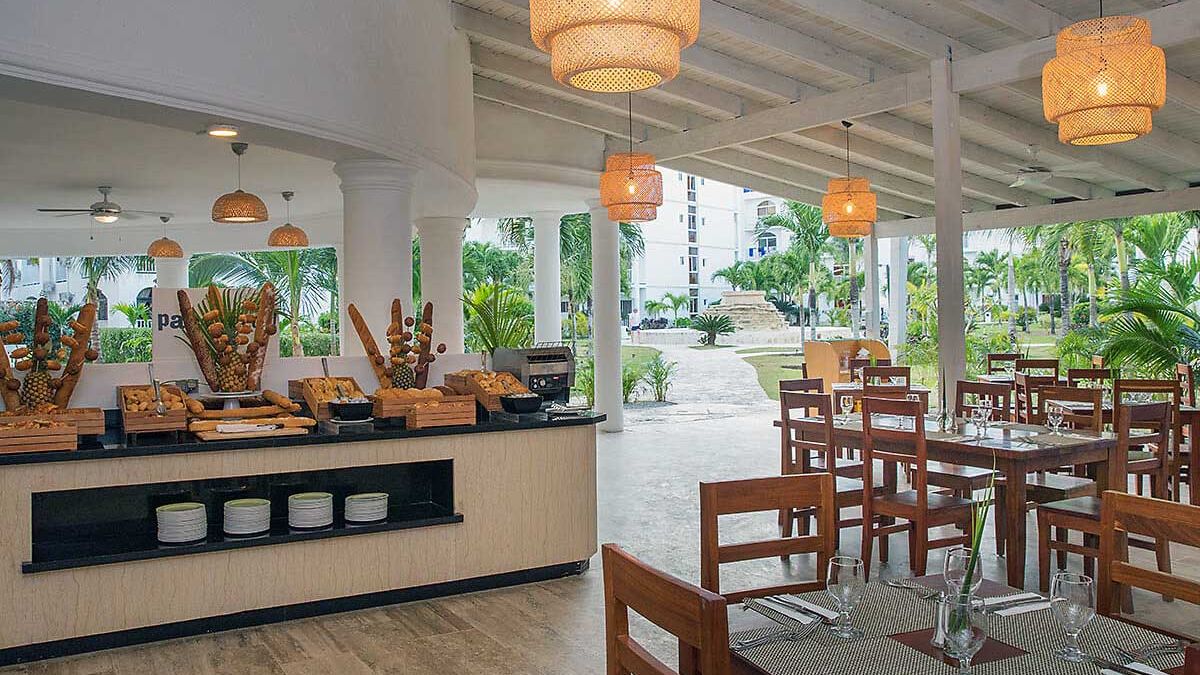 WhalaBayhibe Dominikana wyloty z UK