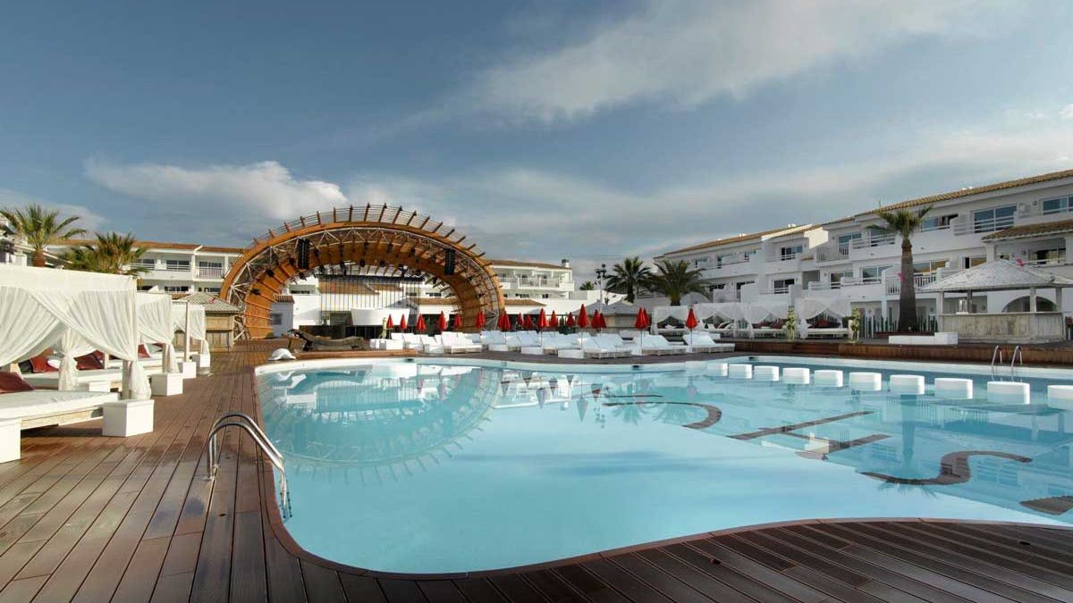 Ushuaia Ibiza Beach - basen
