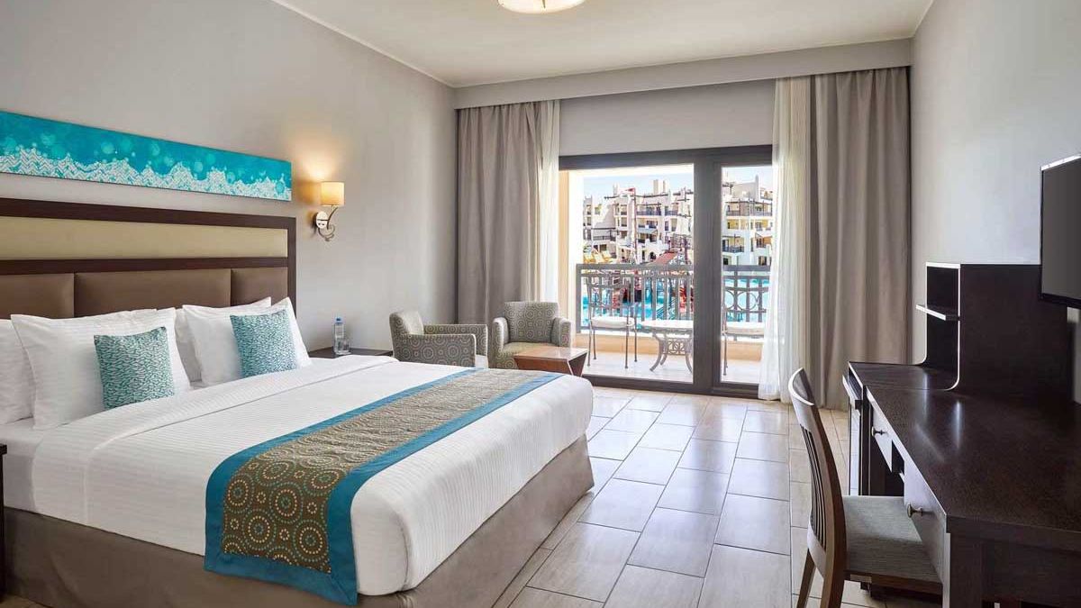 egipt all-inclusive z Londynu