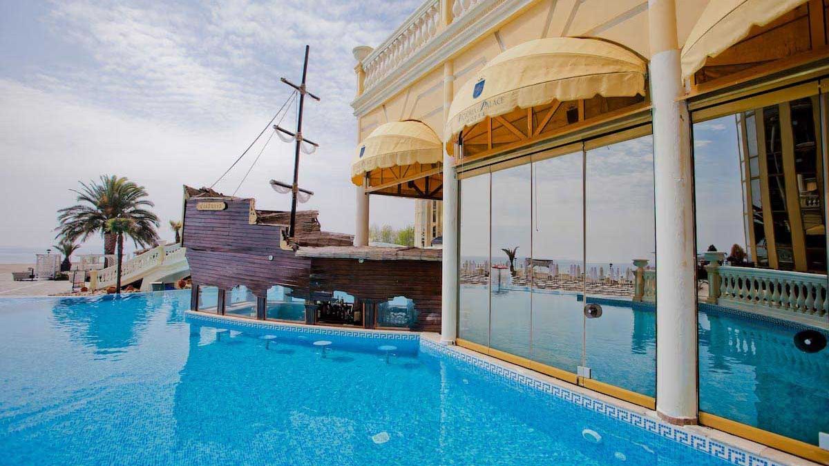 Imperial Palace - basen