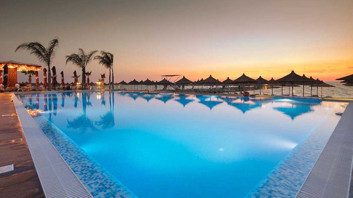 Brilliant Hotel & SPA - basen