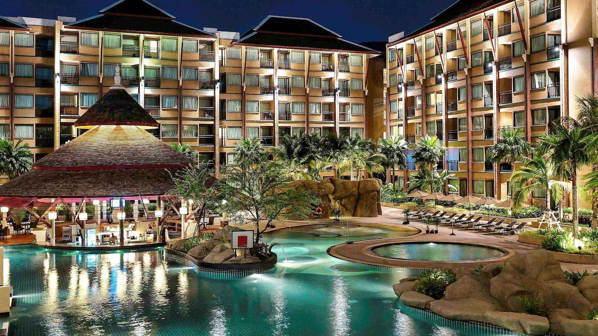 Novotel Phuket Vintage Park - basen