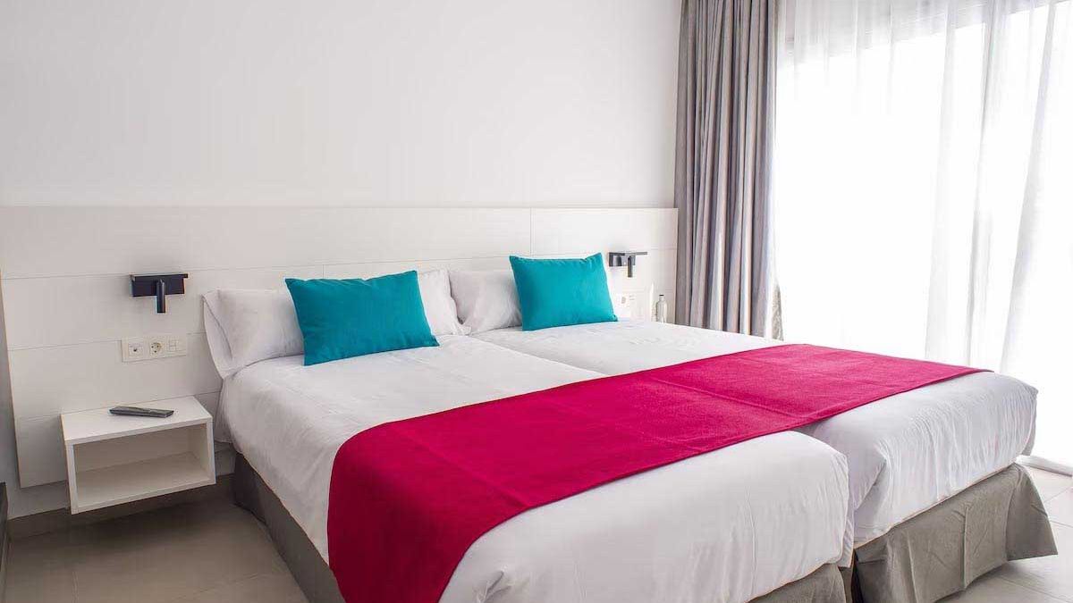 Hotel COOEE Taimar - pok&oacute;j