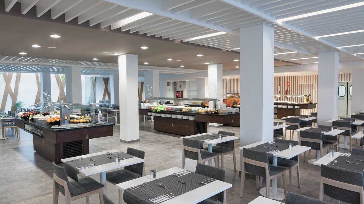 Polskie biuro podr&oacute;ży w UK Fuerteventura