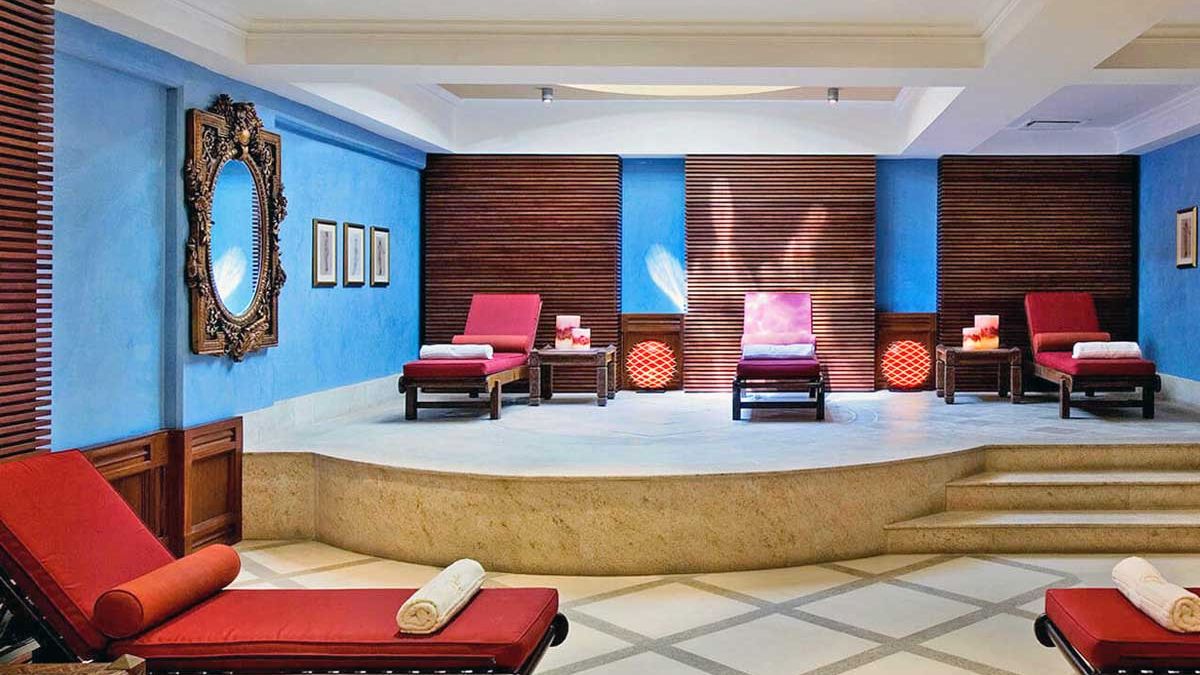 wyloty, wyjazdy na cypr z uk