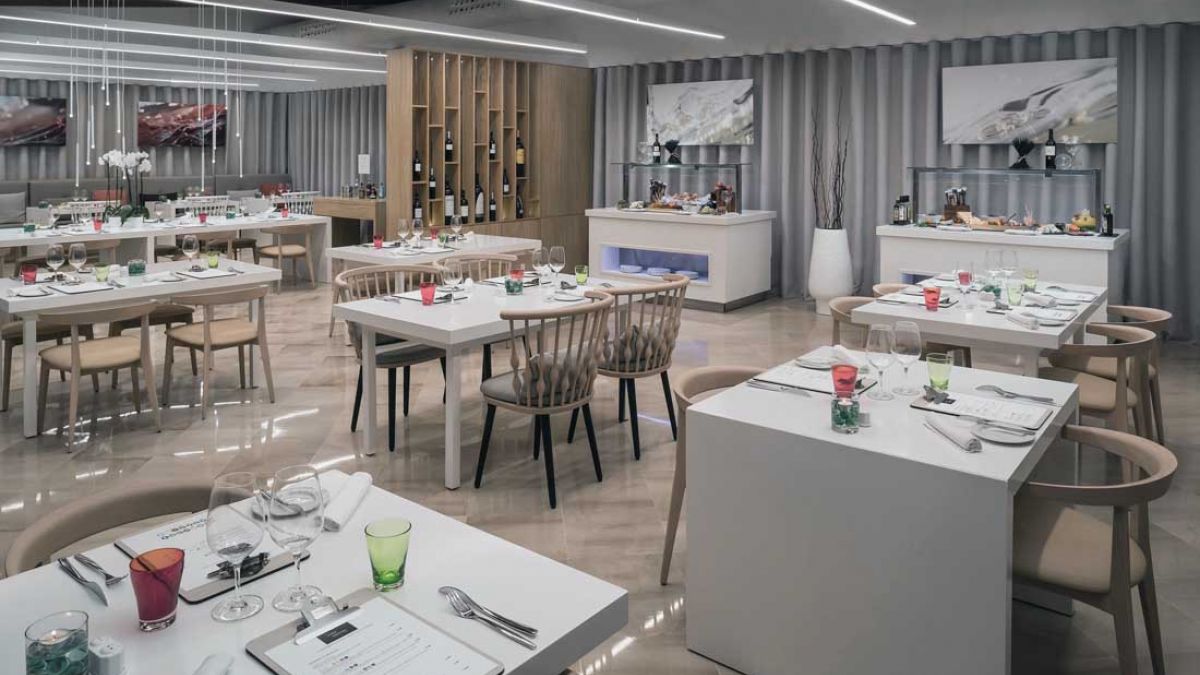 Meli&aacute; Jardines del Teide - restauracja