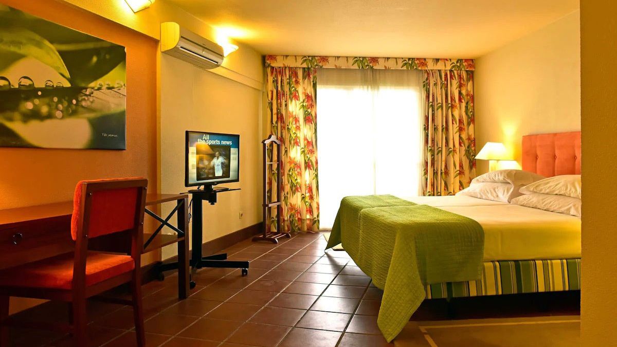 Pestana Ocean Bay Resort - pok&oacute;j