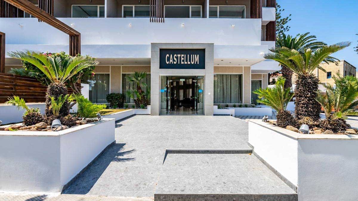 Castellum Suites - wejście